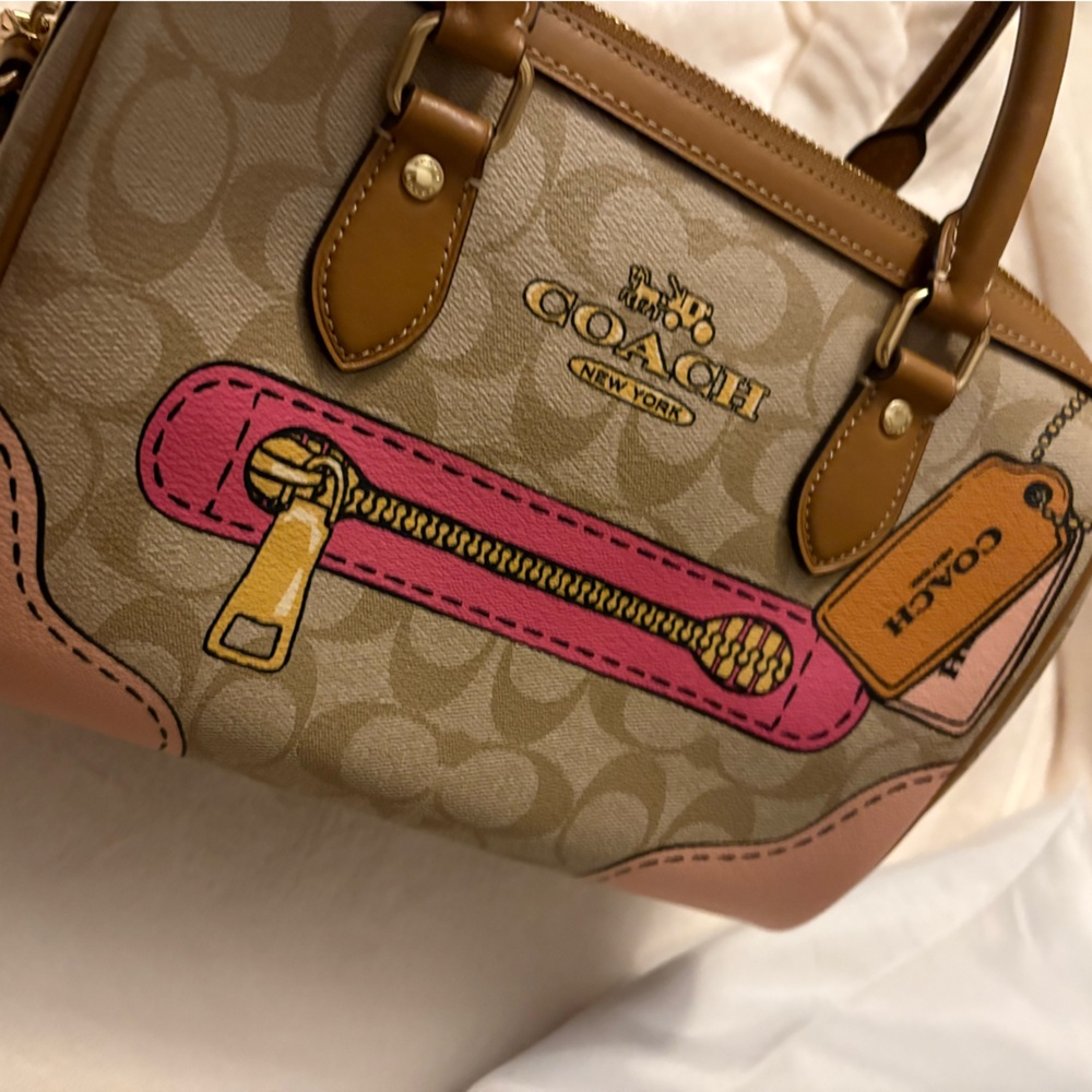 Coach Rowan Satchel In Signature Canvas 
Trompe L'oeil Print Khaki
Final sale